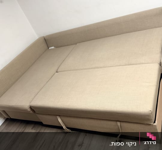 ספת בד פינתית נפתחת בגוון בז